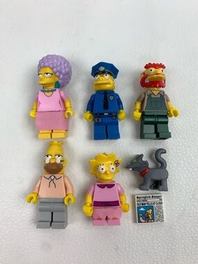 LEGO Simpsons Minifigure Set Character Pack Set of 7 pieces 2014-2015